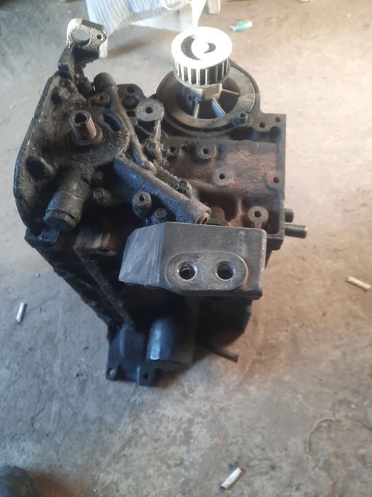 Запчастини двигуна ланос