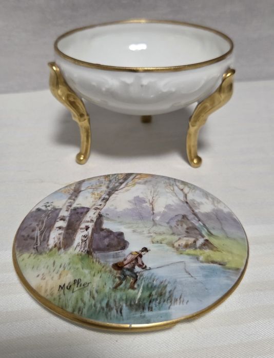 Porcelanowe puzderko Limoges France – ręcznie malowane, złocone