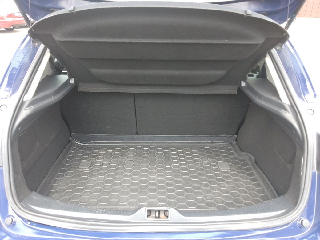 Продам Меган 1.5 Dci K9K