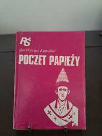 Książka poczet papieży 4