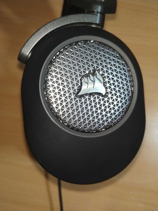 Ігрові навушники Corsair HS65 Surround Carbon