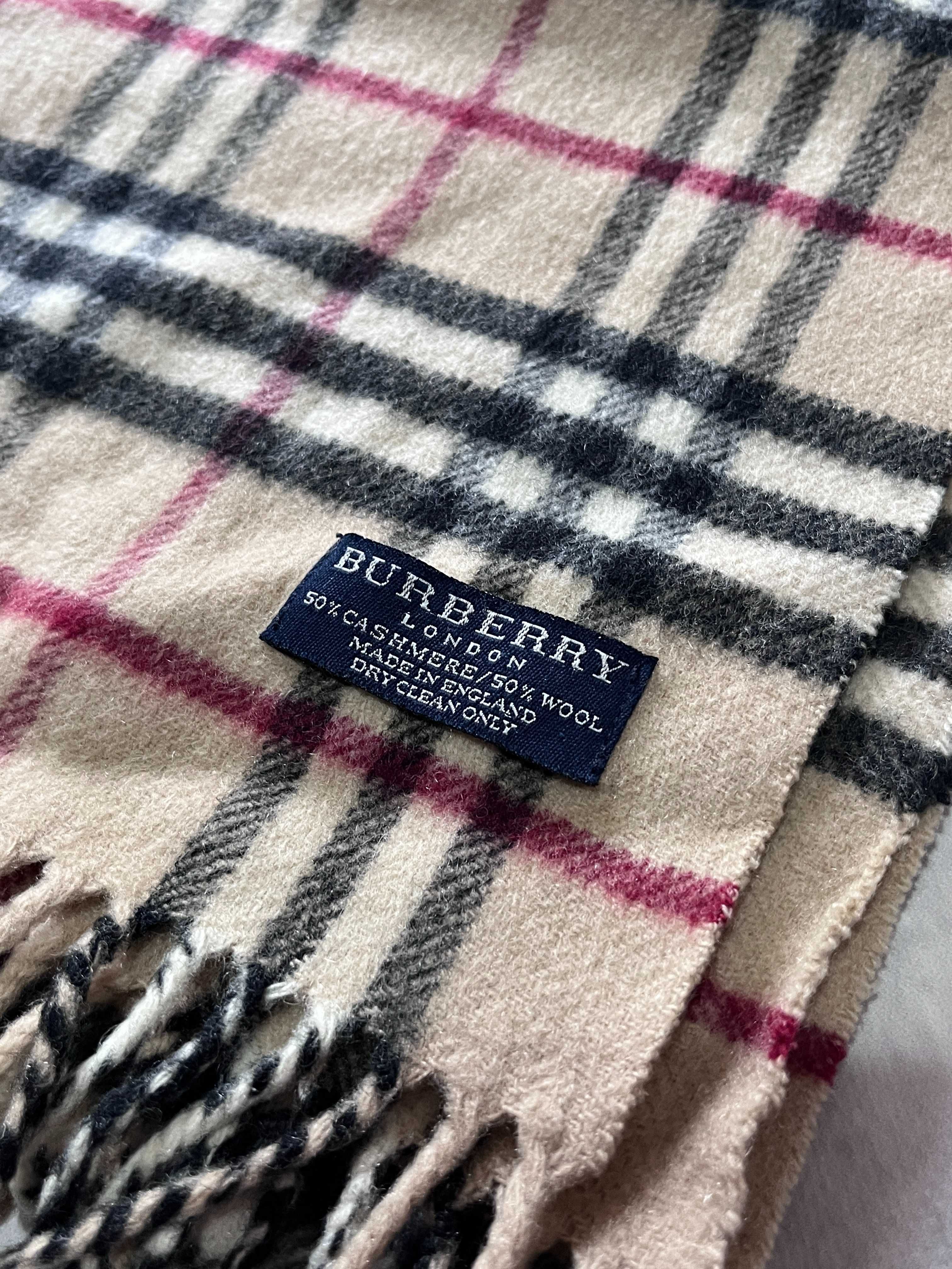 Wełniano kaszmirowy szalik w kratę Burberry