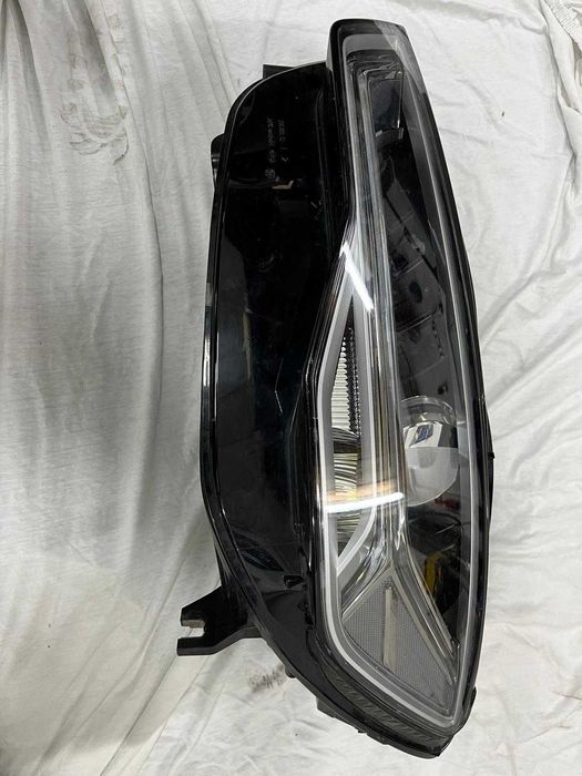 Lampa lewa przód Audi A6 C7 lift