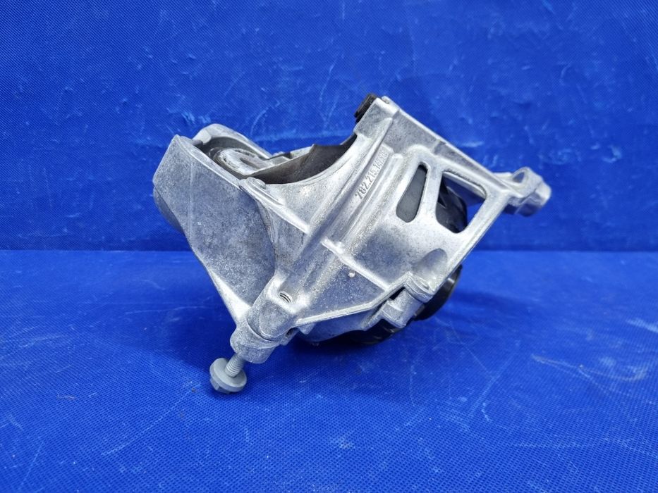 PODUSZKA lewa silnika AUDI A5 F5 3.0 TFSI lewa ŁAPA ORYGINAŁ igła OEM