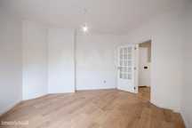 Apartamento T3 remodelado em Peniche