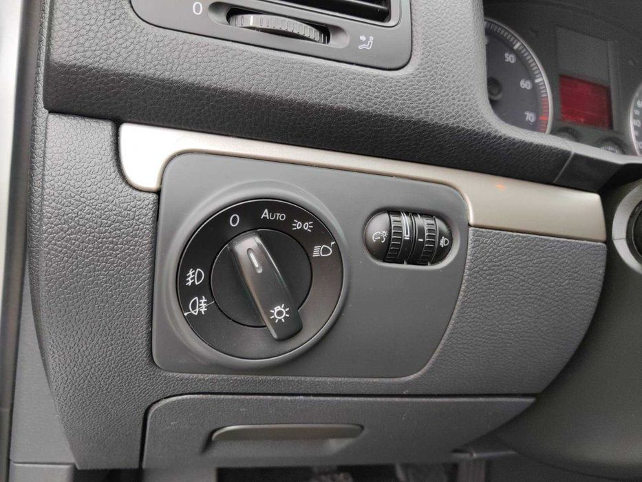 Volkswagen golf 1.6 MPI