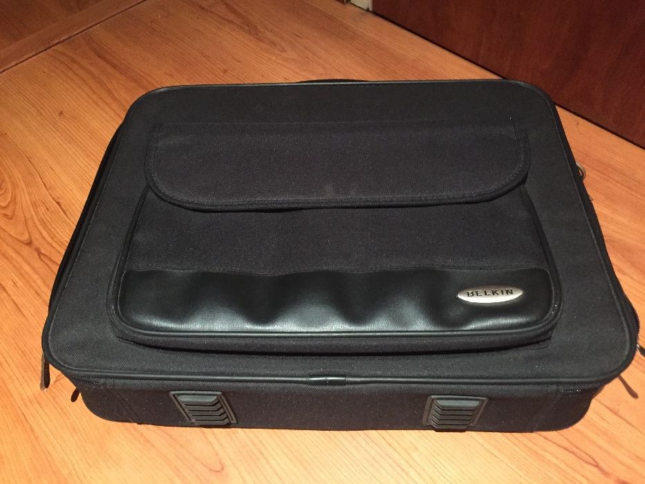 Mala portátil belkin ( estado novo)