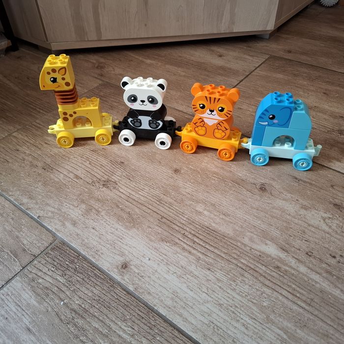 Lego duplo pociąg że zwierzątkami