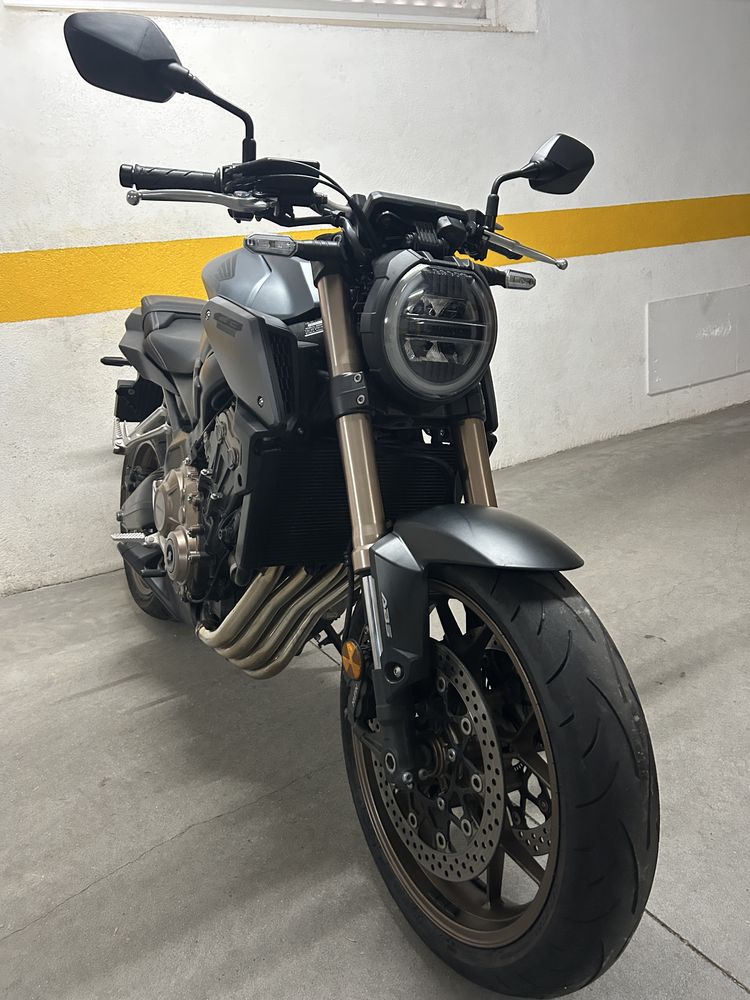 Honda cb 650R de 2023