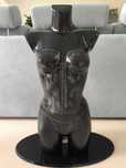 Busto feminino renovado