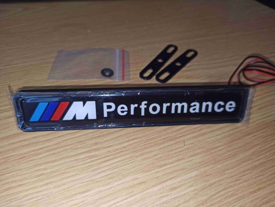 Emblemas símbolos BMW M Performance LED grelha | traseira | laterais