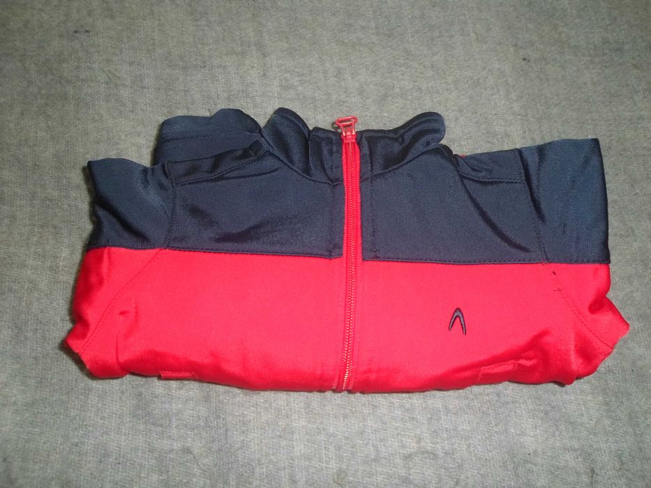 fato de treino novo com etiqueta para bebe rapaz