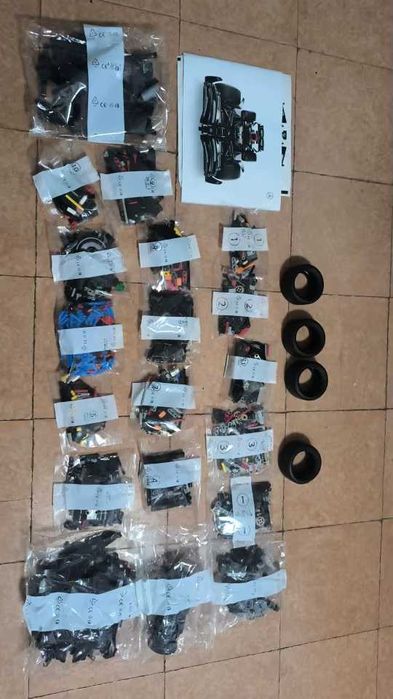 Réplica LEGO F1 Mercedes W14 – Novo por montar