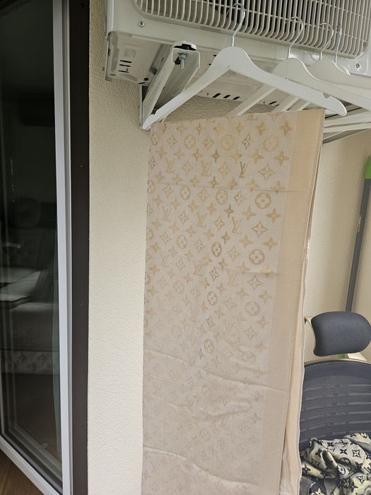 Szal LV złoty cudo z kaszmirem