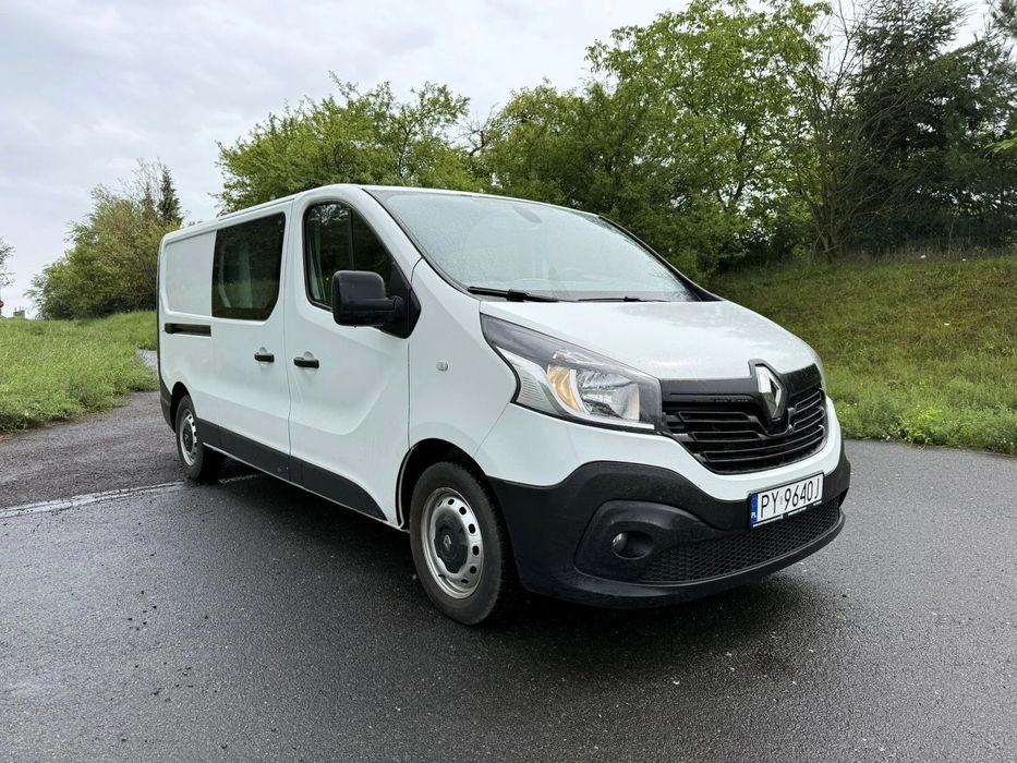 Renault Trafic  Zarejestrowany / L2 Długi / Brygadówka 6 osób LONG /  DOKA