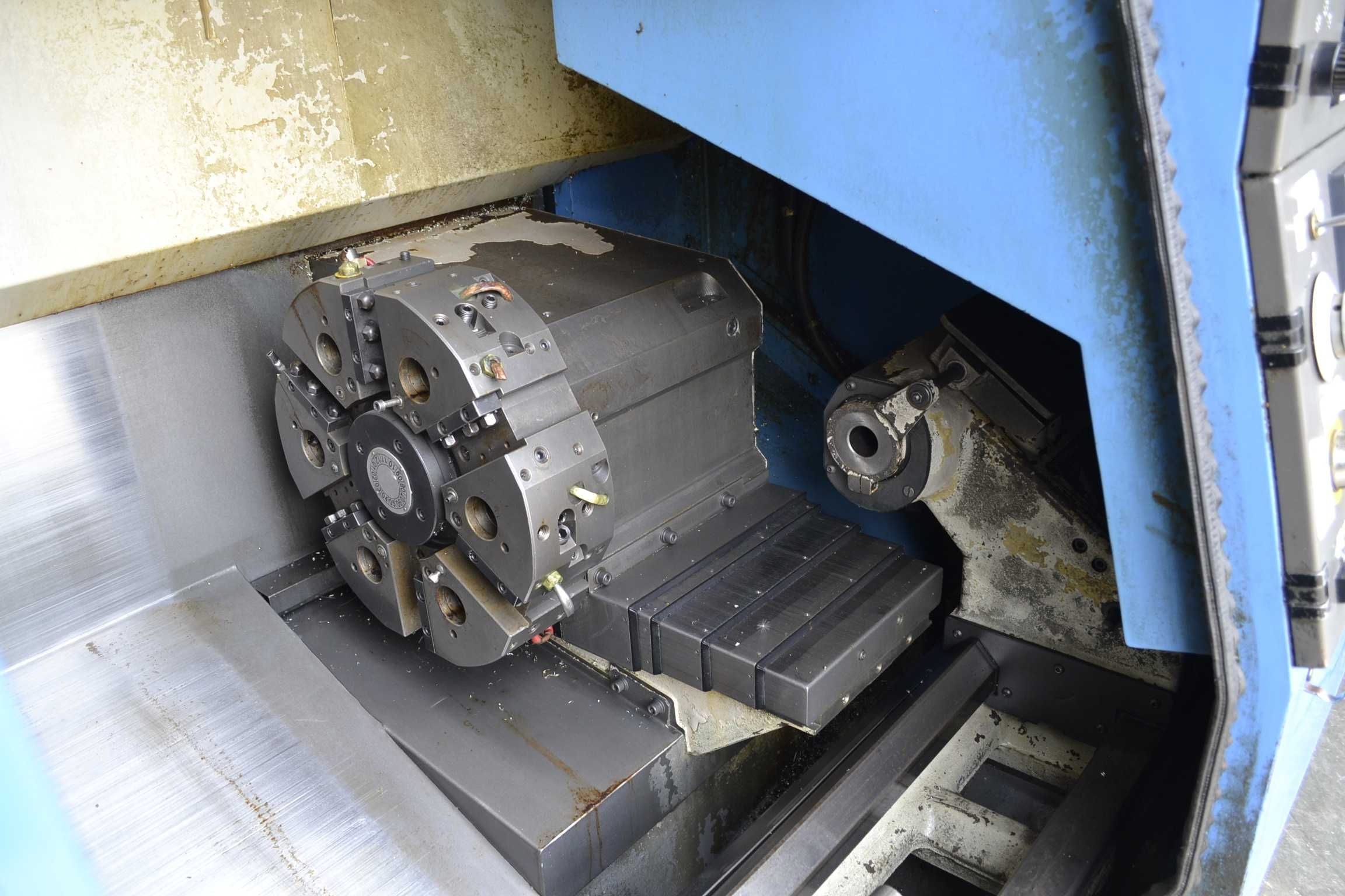Tokarka CNC Hyundai HIT -15