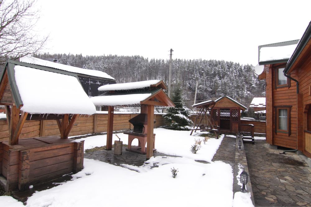 Відпочинок у м.Яремче,Карпати. Котедж - Живий камін. Світло 24/7.