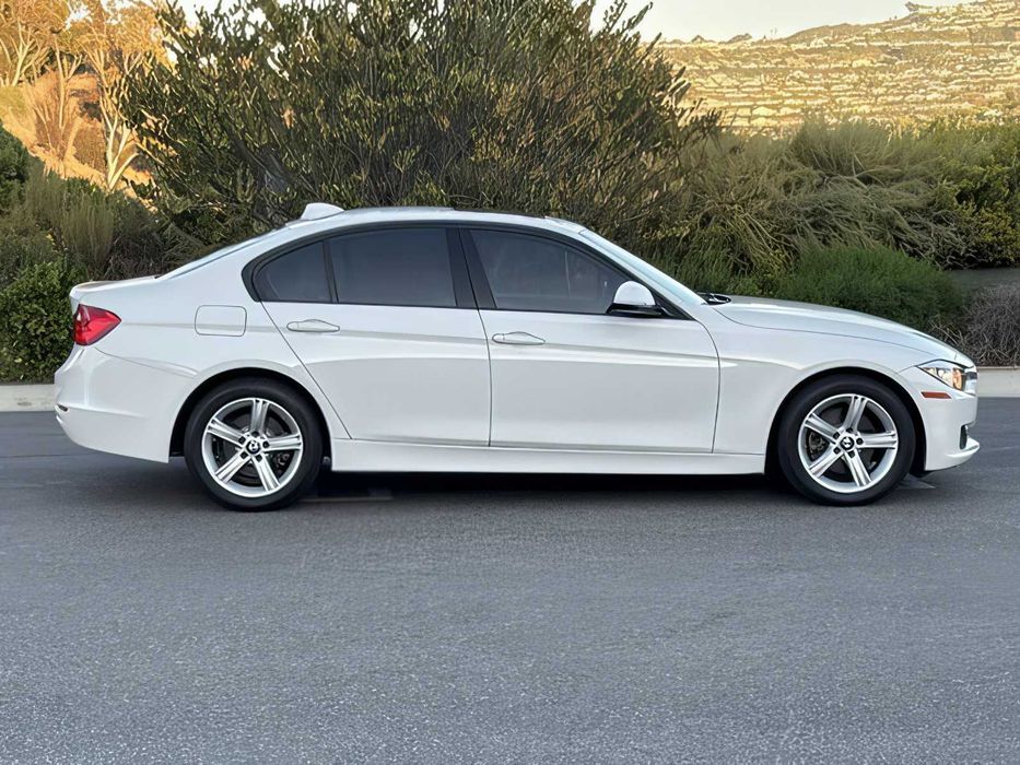 BMW 3 Series      2015