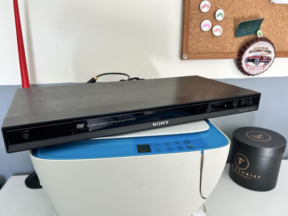 Leitor CD e DVD sony perfeito estado