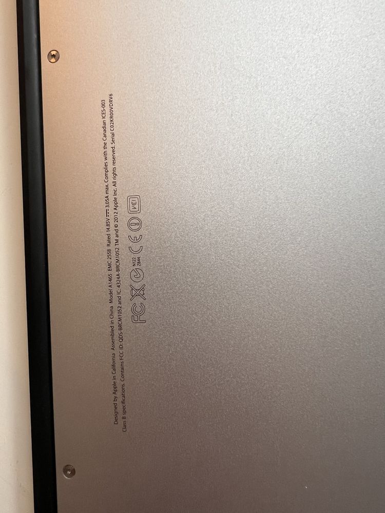 MacBook Air 5,1 model A1465 EMC2558