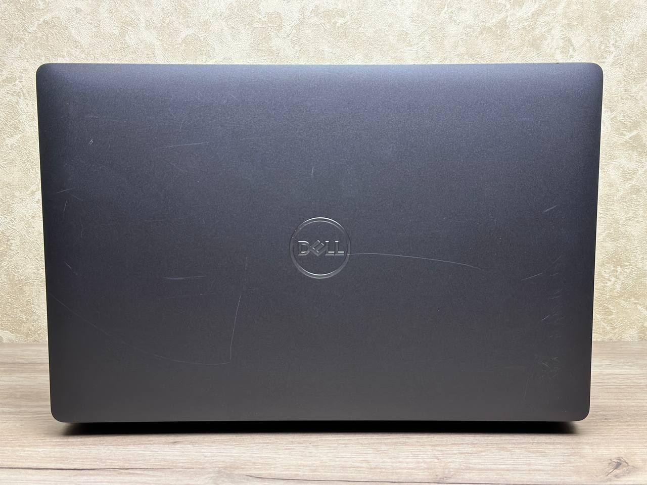 Dell latitude 5500 15.6 FHD ips i7-8665u 16/512 батарея 4-5 часов