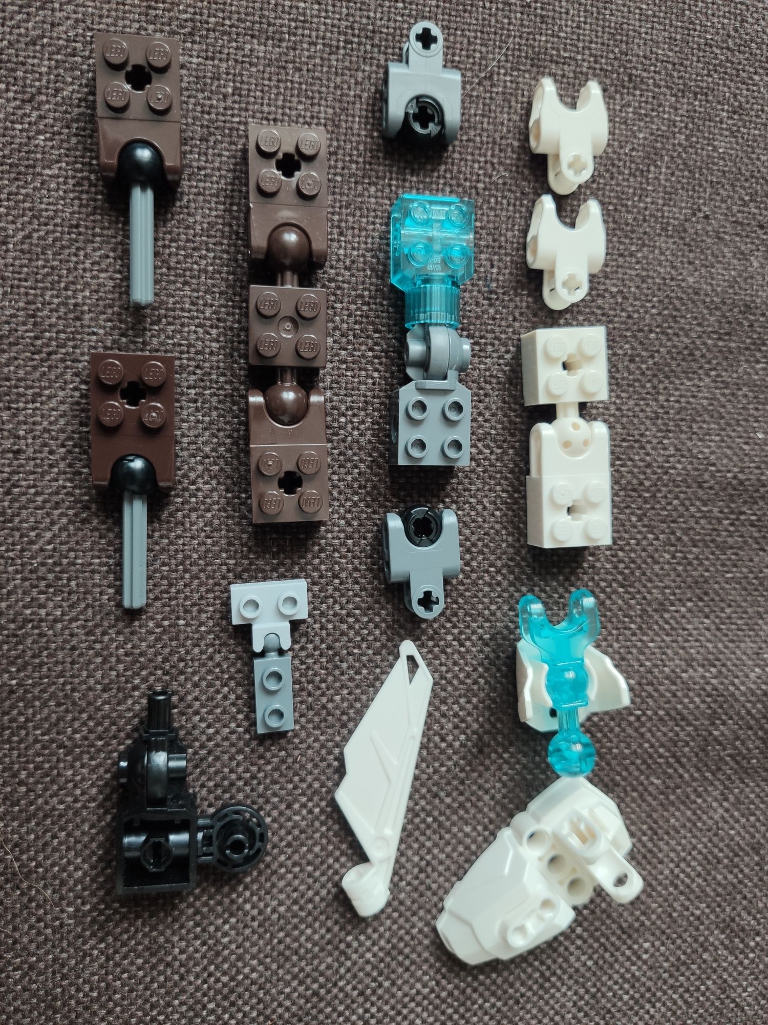 Klocki Lego Technic mini mix przeguby, płomienie, koła 100 elementów