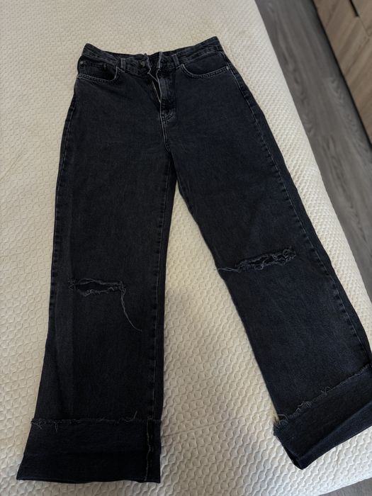 Джинсы stradivarius. Стан нових. Розмір м.