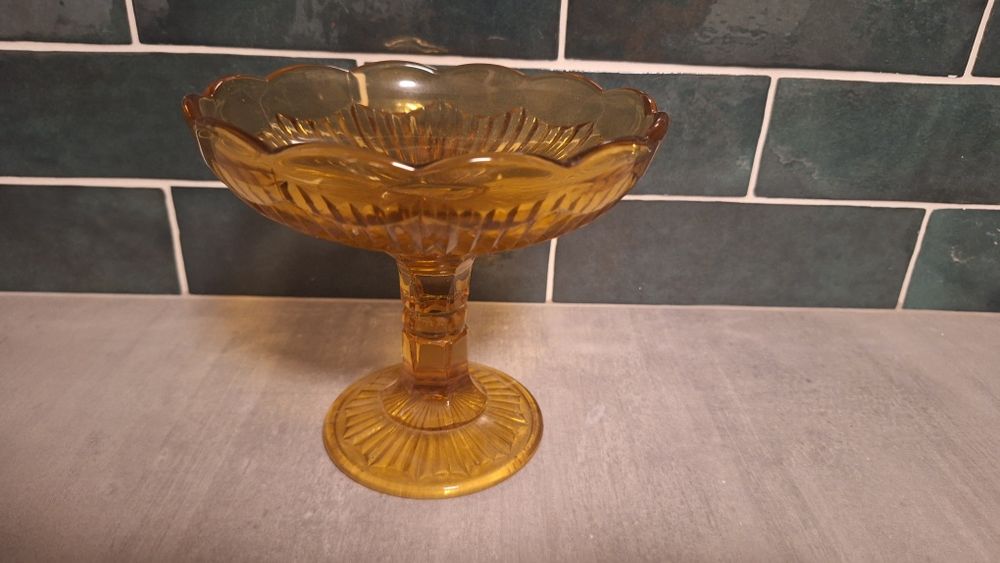 Miodowa owocarka wieńce Ząbkowice patera szkło z PRL