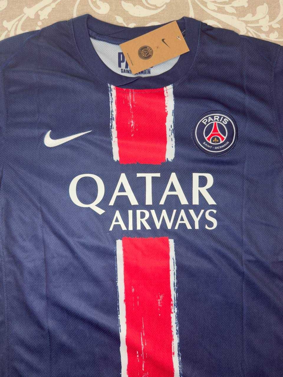 Camisola do PSG com João Neves / 87 - Nova e embalada