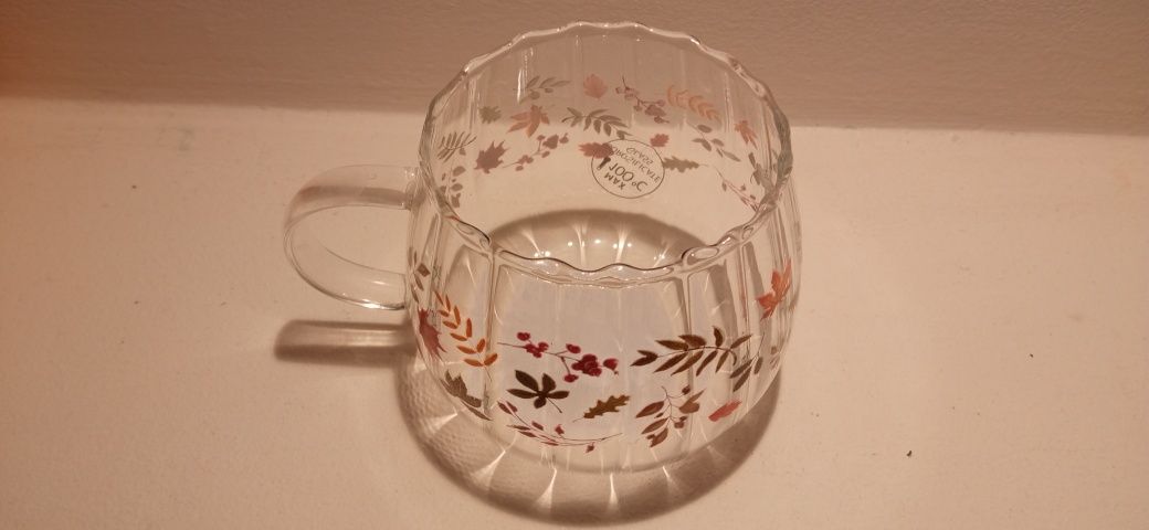 Szklany kubek jesienny w liście 400 ml