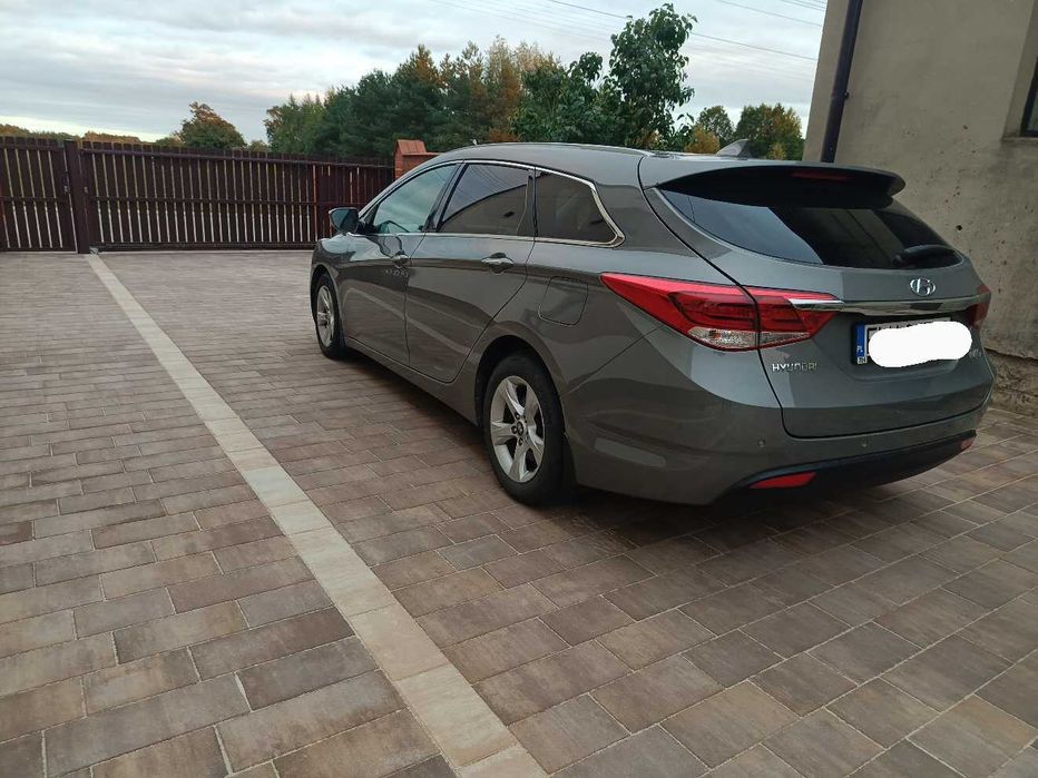 HYUANDI I40 1.6 135 KM
