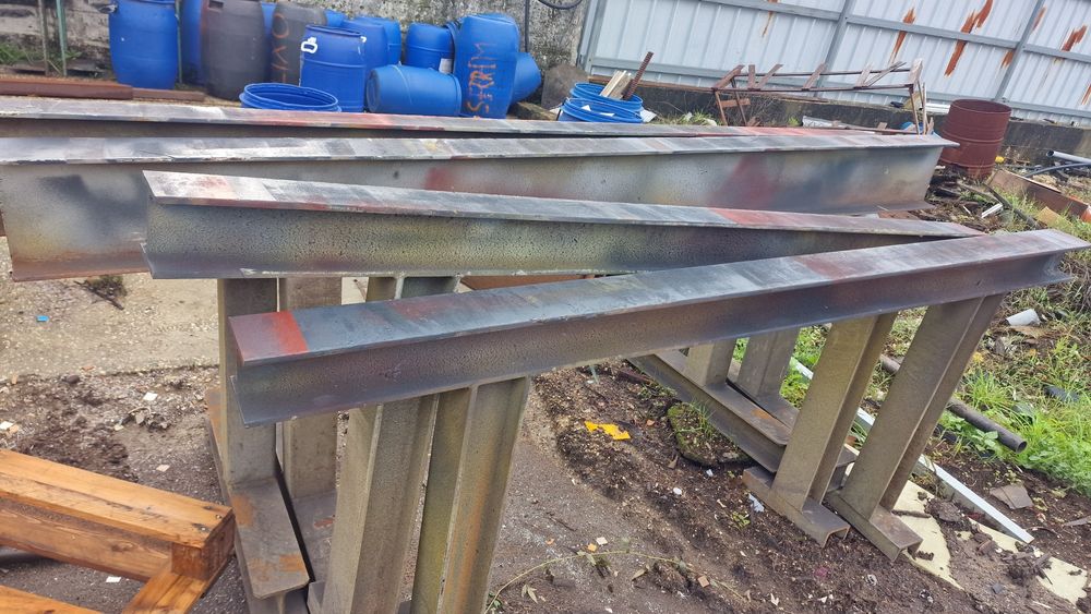 Bancadas cavaletes em ferro com torno