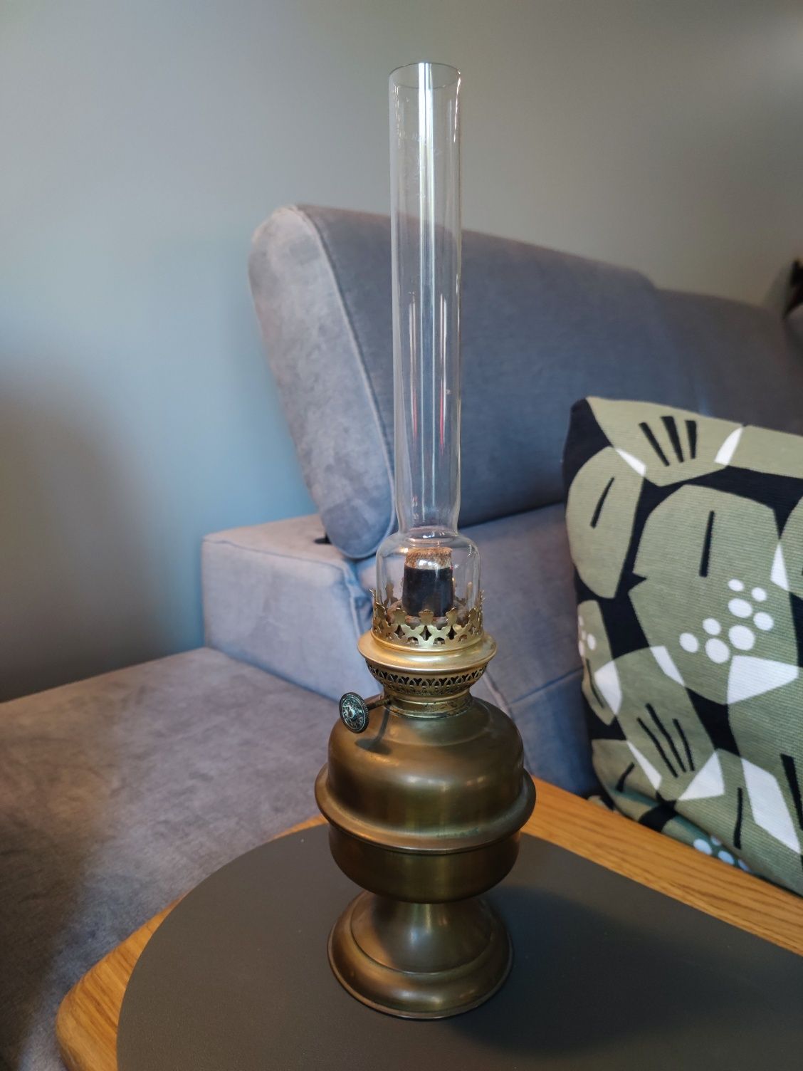 Lampa naftowa Francja