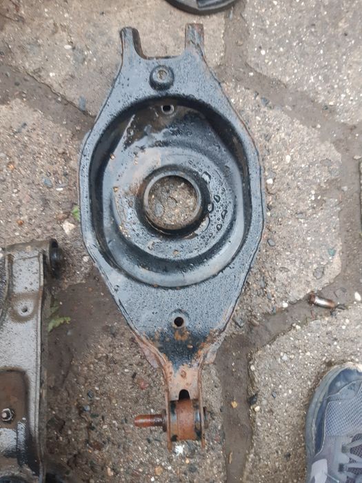 Wahacz tył pathfinder