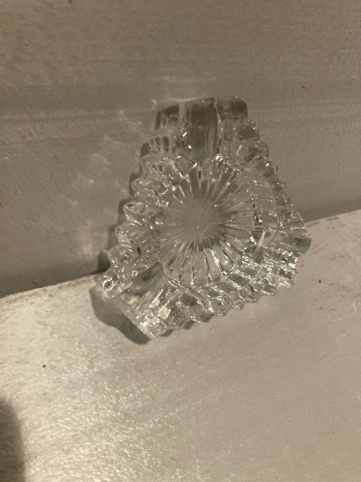 Szklana popielniczka prl