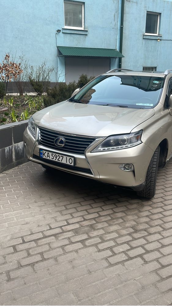 Легковий автомобіль