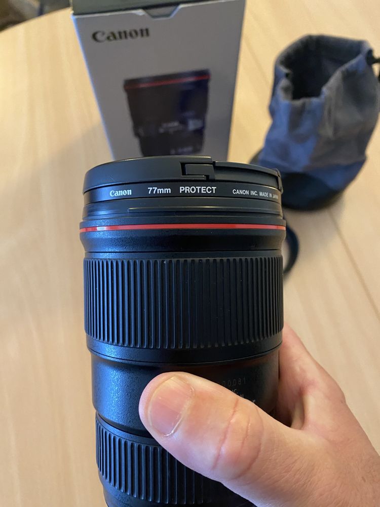 Canon EF 16-35mm f/4L USM