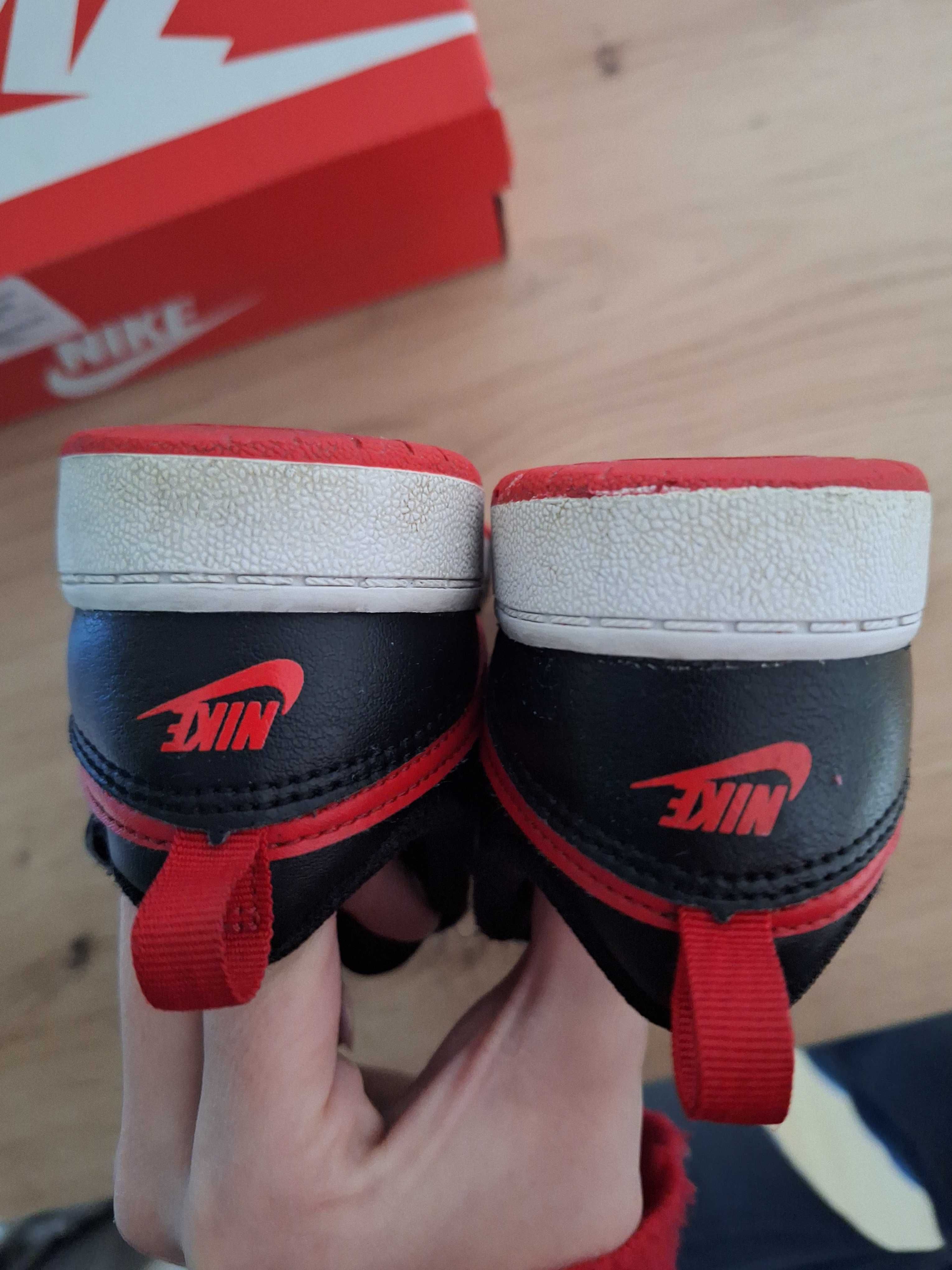 Buty nike dla Chłopca 26