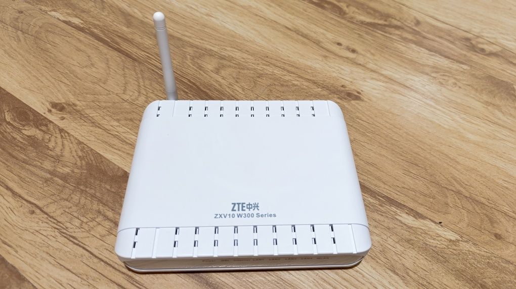 Router ZTE ZXV10 W300 WI-FI LAN