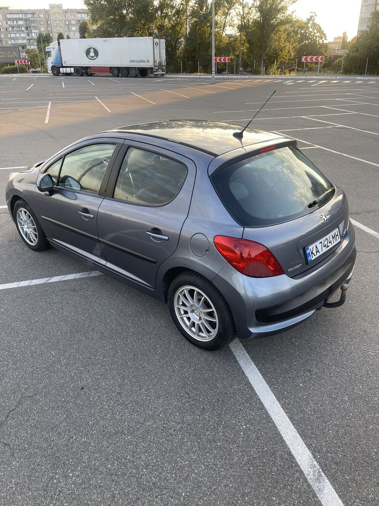 Peugeot 207 1.6 бензин // Пежо 207 2008 рік