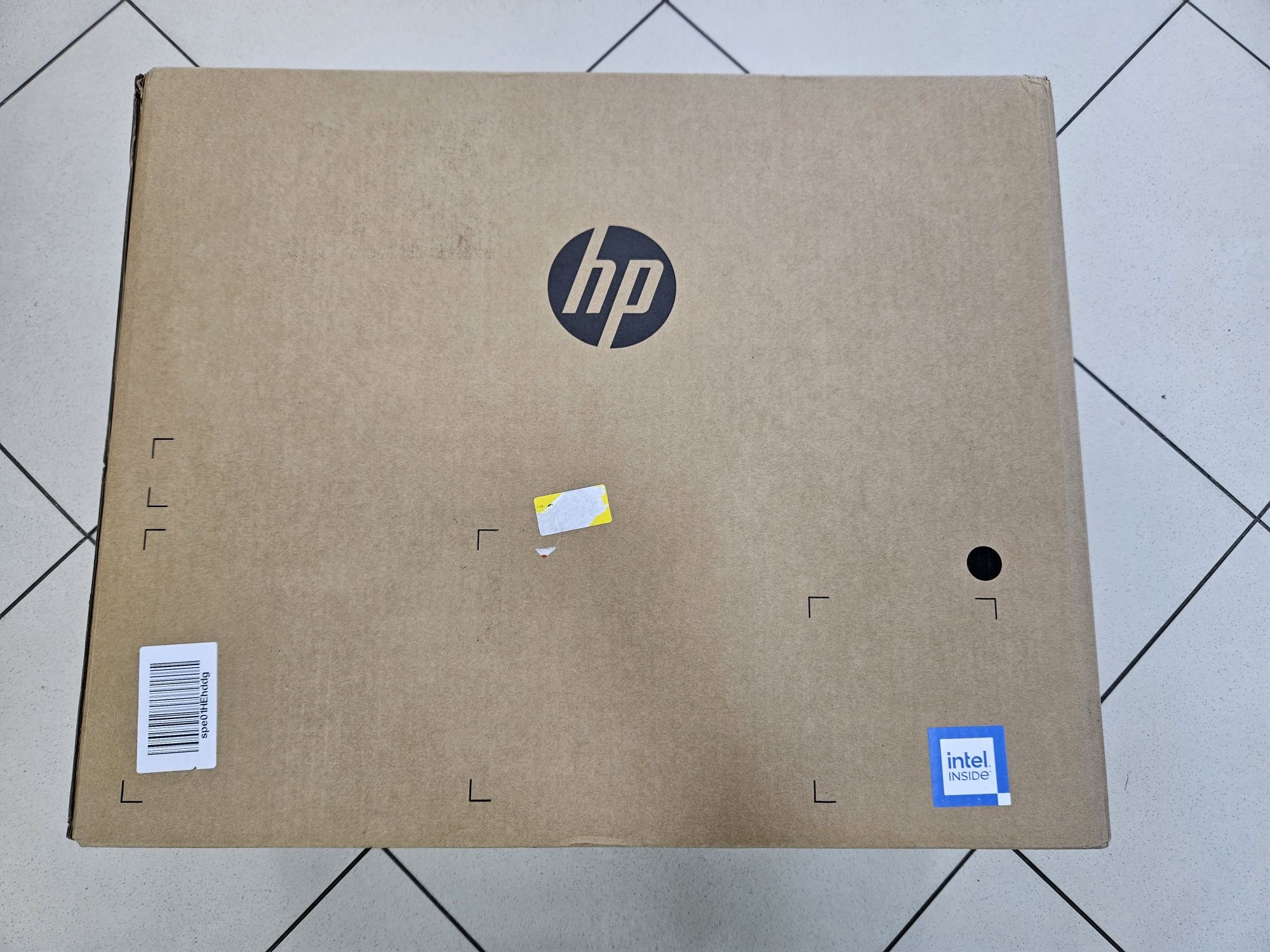 HP All-in-One 24-cb1004sl(24" FHD/i5-1235U/8Gb/512Gb SSD)