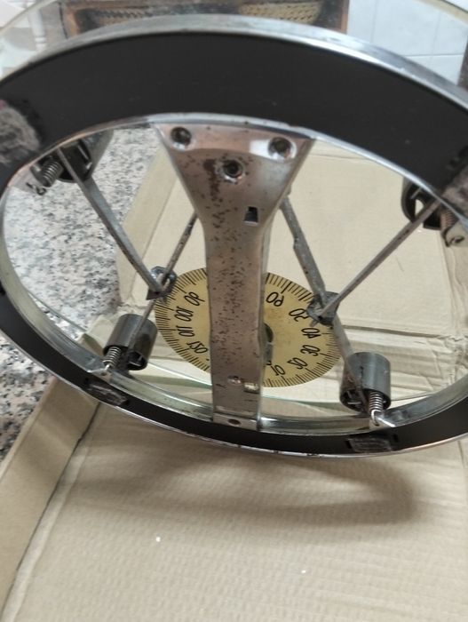 Balança de wc usada