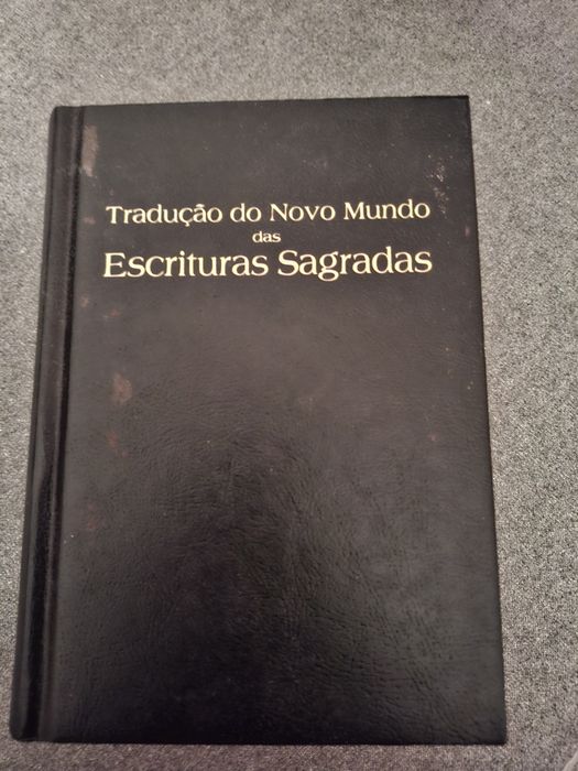 Escrituras sagradas Jeová