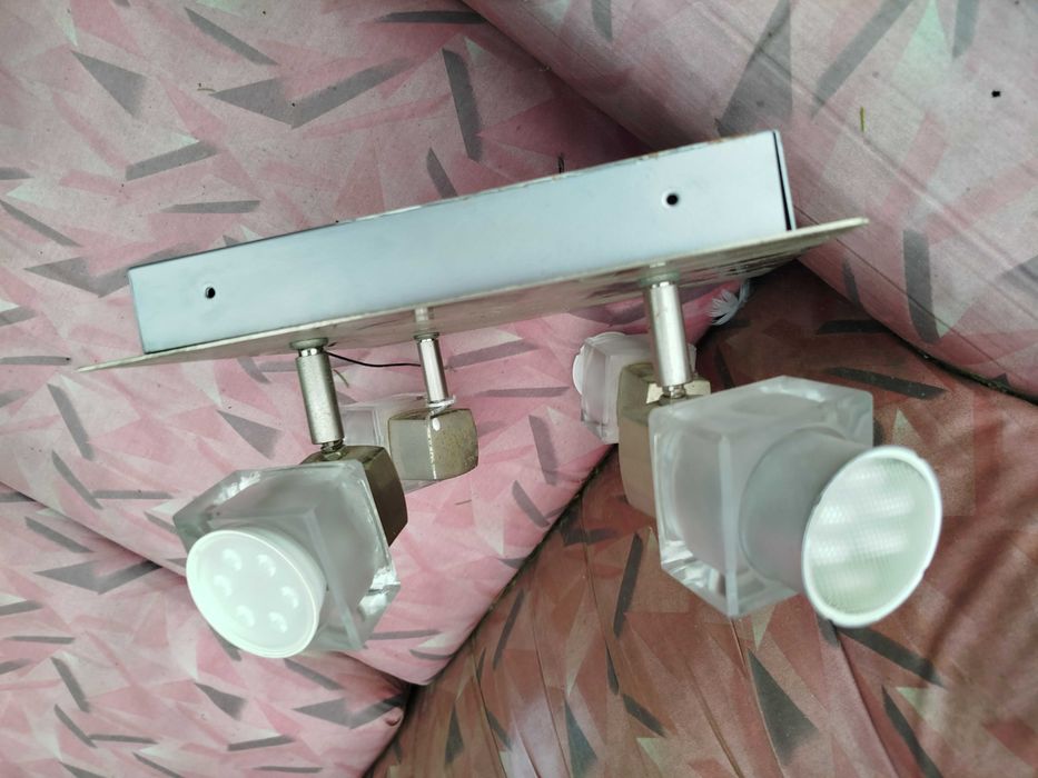 Candeeiro plafond a preço low cost