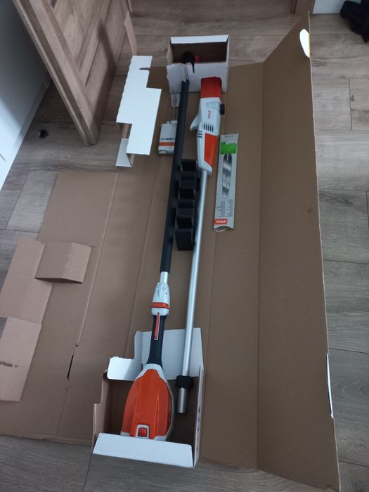 Stihl HTA Podkszesywarka akumulatorowa + bateria AK 20