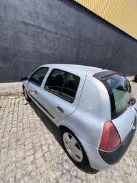 Renault clio 2004