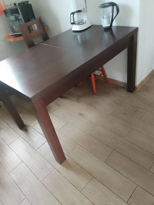 Stół rozkładany do kuchni