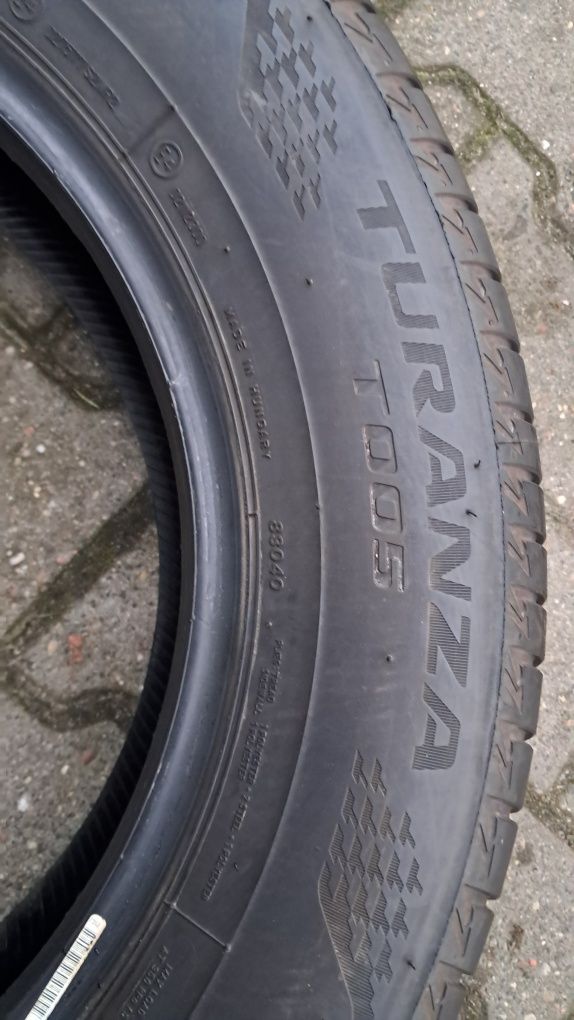 215/65r17 99V Bridgestone Turanza T005