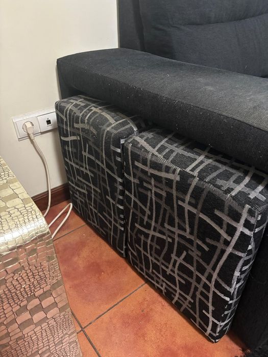 Sofá com chaise long