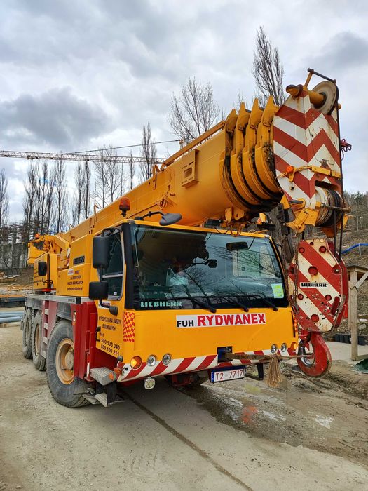 Usługi Zwyżką do 44 metrów Kielce,Podnośnik Koszowy Świętokrzyskie